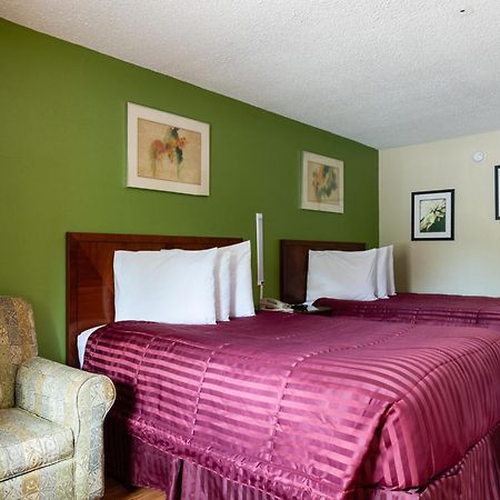Country Hearth Inn & Suites Marietta Smyrna Exterior foto
