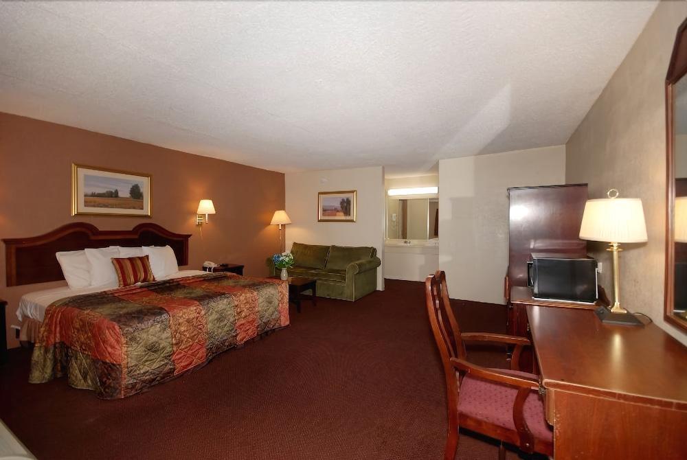 Country Hearth Inn & Suites Marietta Smyrna Exterior foto