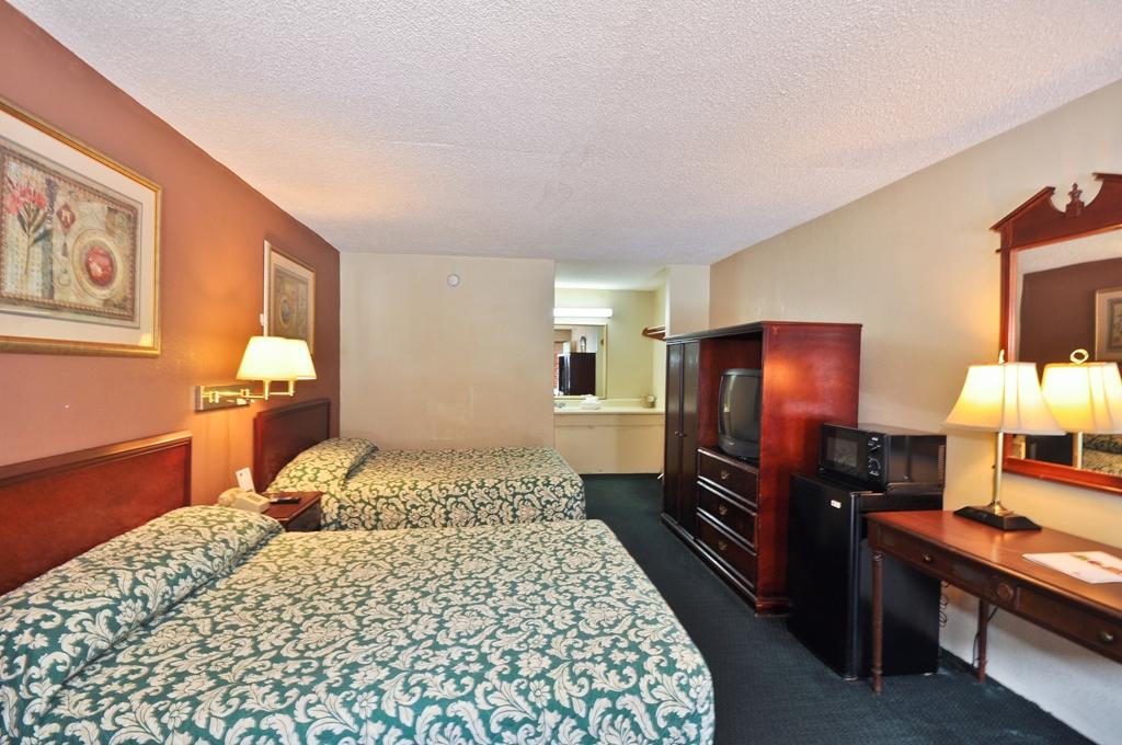 Country Hearth Inn & Suites Marietta Smyrna Quarto foto