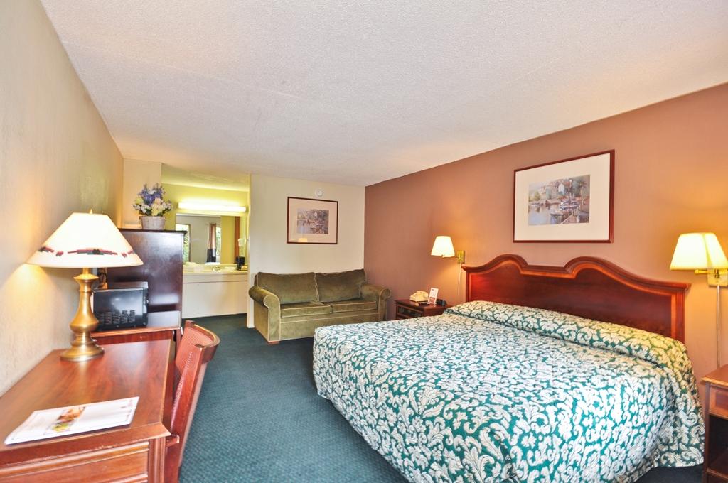 Country Hearth Inn & Suites Marietta Smyrna Quarto foto
